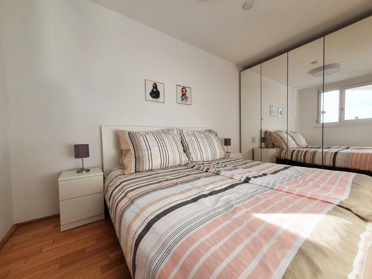 Near Lake Stylish & Fully Furnished Apartment Виена Екстериор снимка