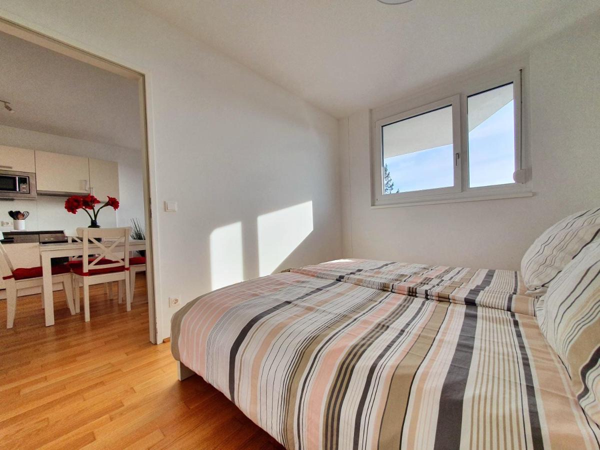 Near Lake Stylish & Fully Furnished Apartment Виена Екстериор снимка