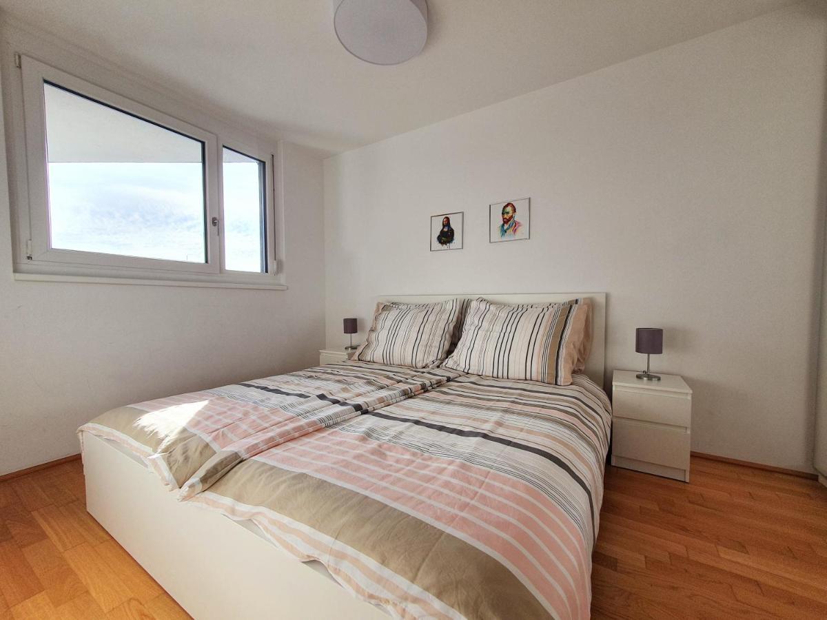 Near Lake Stylish & Fully Furnished Apartment Виена Екстериор снимка